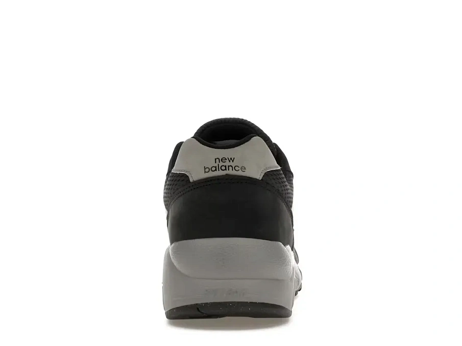 Фото № 4 с приближением к товару «‎New Balance 580»