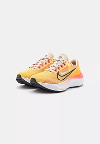 Фото № 2 с приближением к товару «‎ZOOM FLY 5»