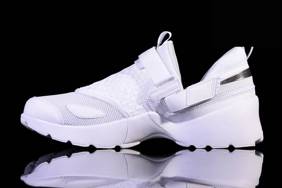 Фото № 2 с приближением к товару «‎Nike Air Jordan LX Triple »