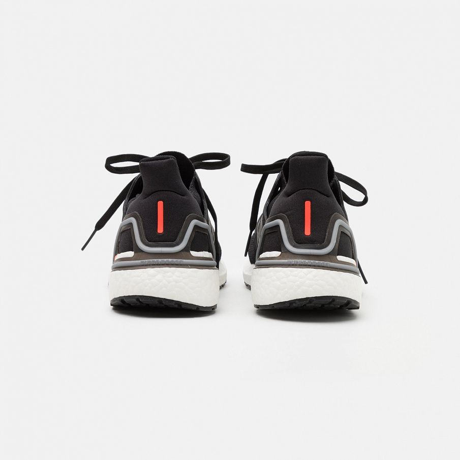 Фото № 3 с приближением к товару «‎Adidas Ultraboost 20 Dna»