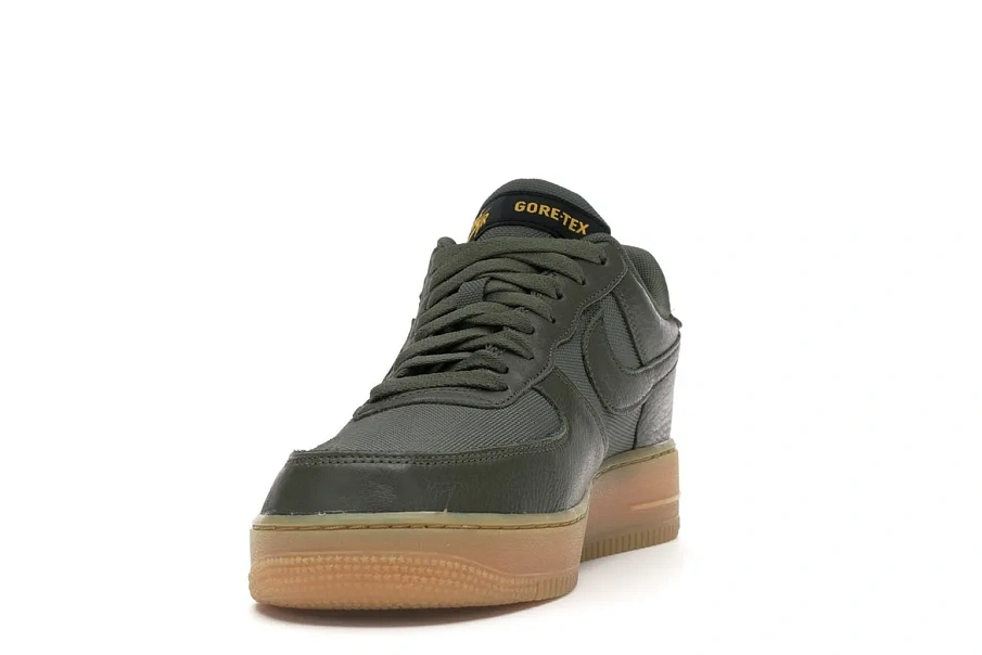 Фото № 2 с приближением к товару «‎Nike Air Force 1 Low Gore-Tex Medium Olive»