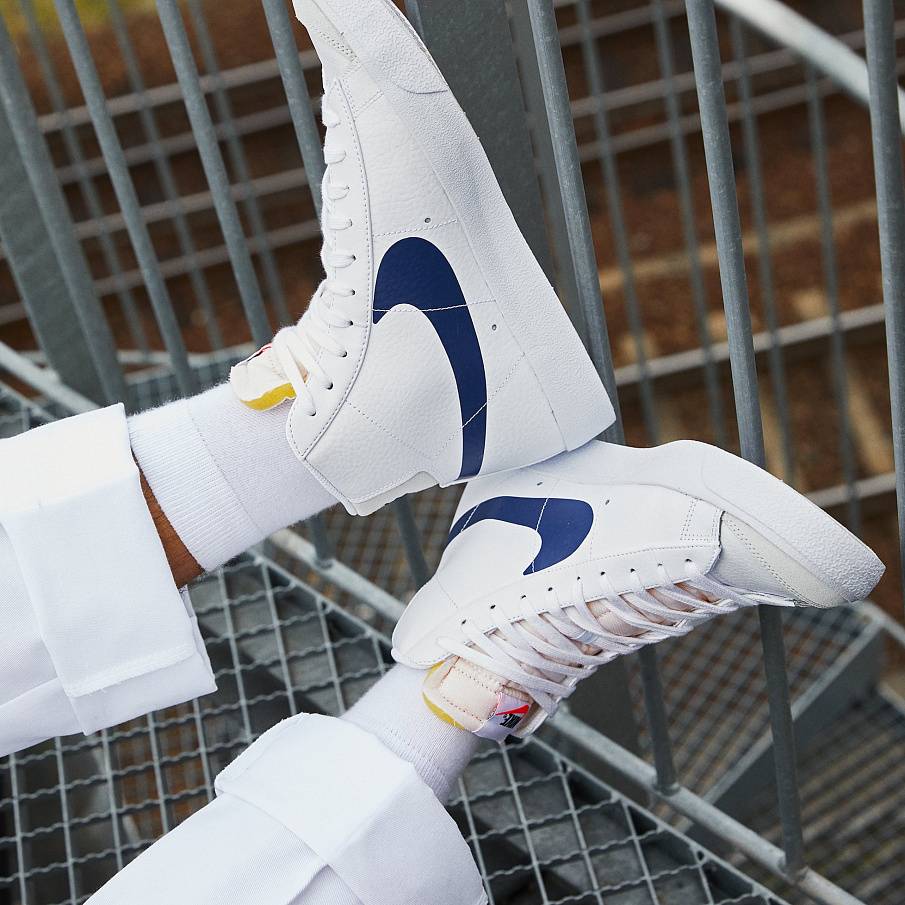 Фото № 3 с приближением к товару «‎Nike Blazer ’77 »