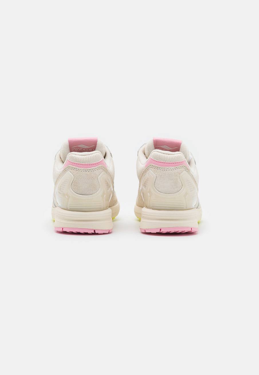 Фото № 4 с приближением к товару «‎Adidas Zx 8000 Smu »