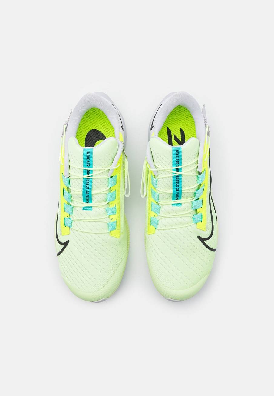 Фото № 4 с приближением к товару «‎Nike Zoom Pegasus 38 Flyease Wide»