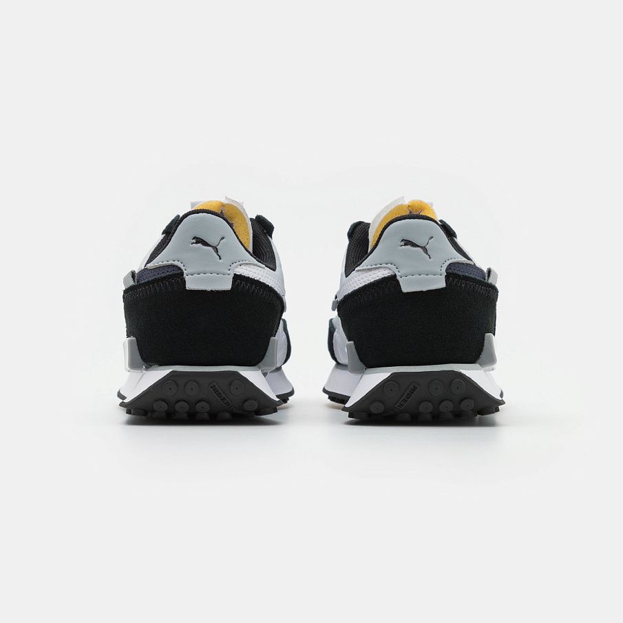 Фото № 3 с приближением к товару «‎Puma Future Rider Displaced »