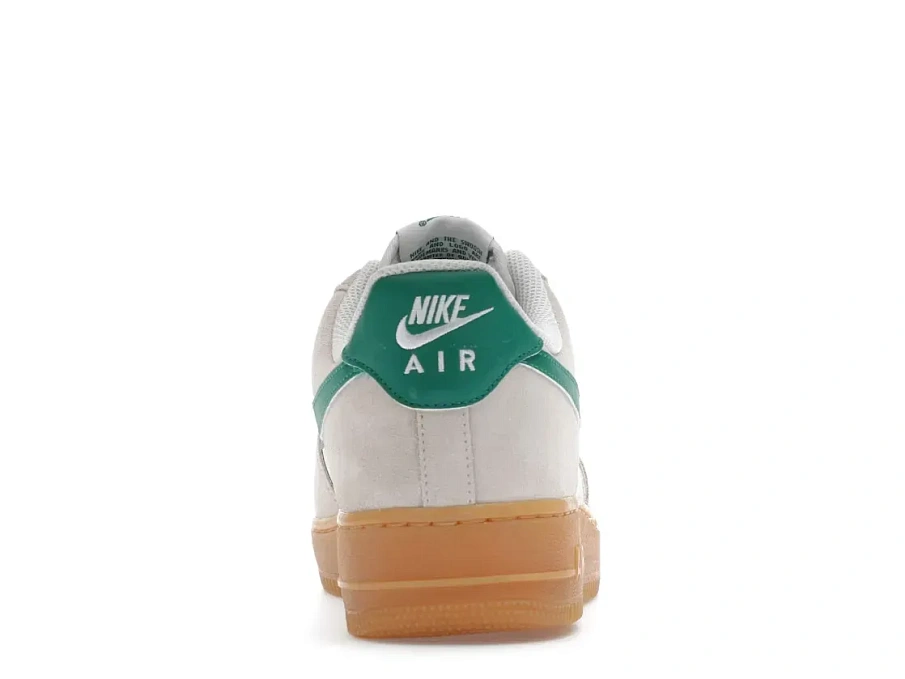 Фото № 4 с приближением к товару «‎Nike Air Force 1 Low '07 LV8»