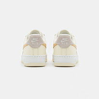 Фото № 4 с приближением к товару «‎Nike Air Force 1 07 »
