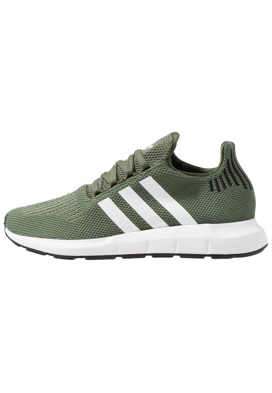 Фото № 2 с приближением к товару «‎Adidas Swift »