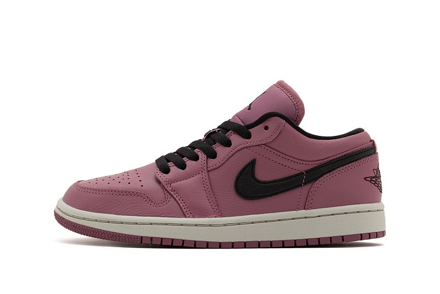 Фото № 2 с приближением к товару «‎Nike Air Jordan 1 Retro Wmns Mulberry »
