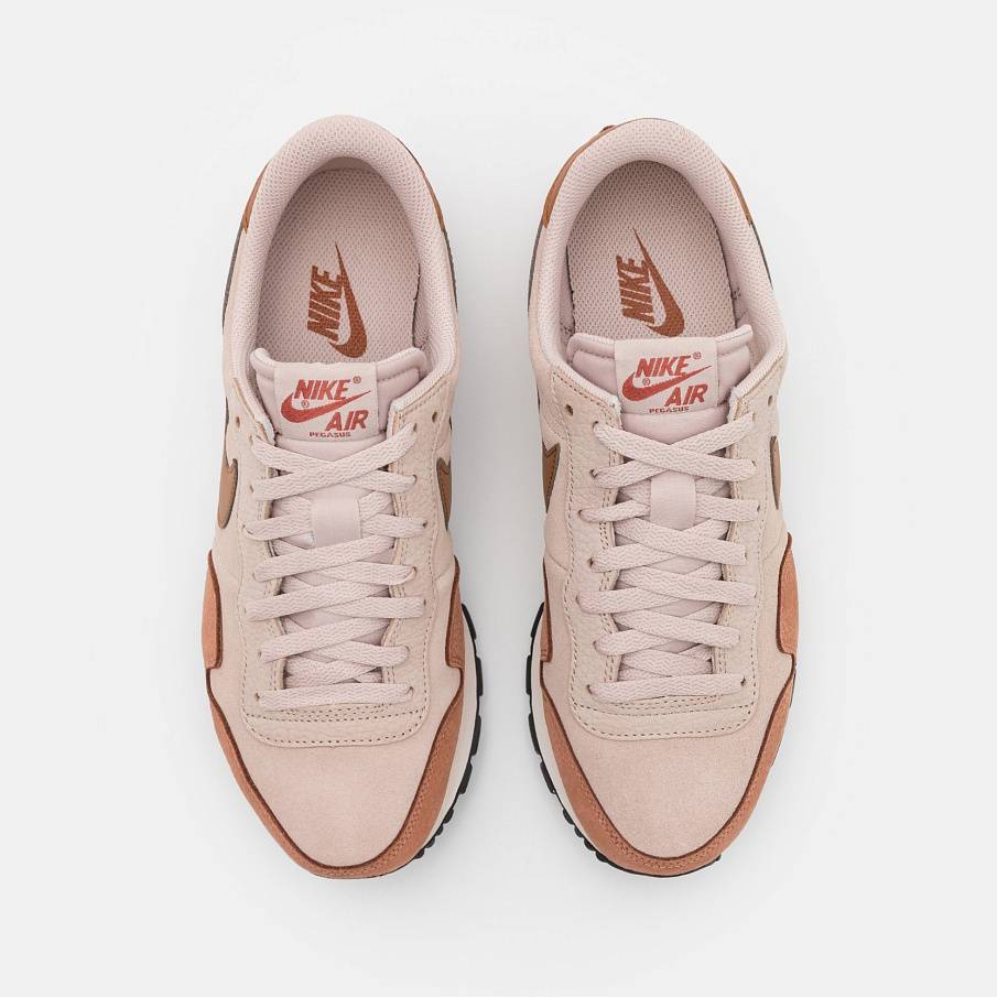 Фото № 4 с приближением к товару «‎Nike Air Pegasus 83 »