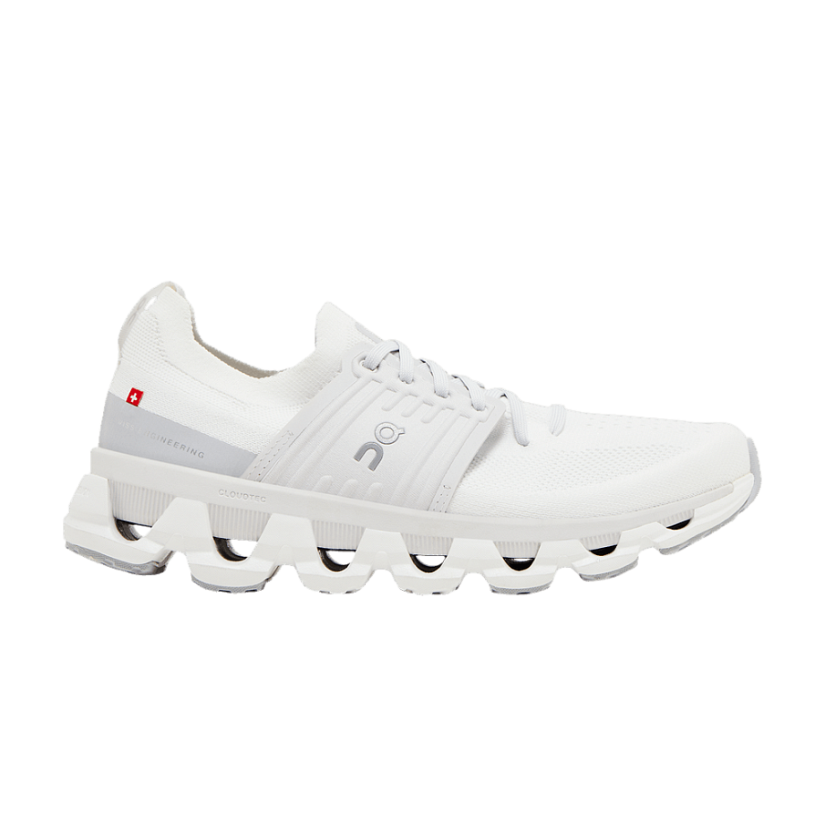 Фото № 1 с приближением к товару «‎ON Women's Cloudswift 3 White Frost»