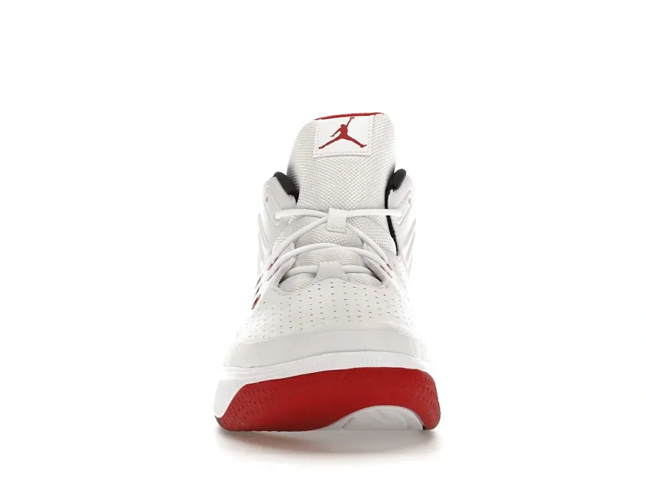 Фото № 2 с приближением к товару «‎Jordan Max Aura 5»