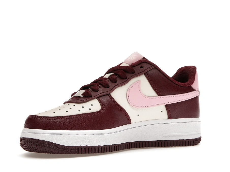 Фото № 2 с приближением к товару «‎Nike Air Force 1 Low 07 Valentine’s Day (2023)»