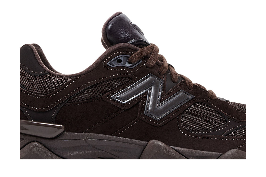 Фото № 3 с приближением к товару «‎New Balance 9060 Chocolate»