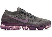 Фото № 1 с приближением к товару «‎Nike Air VaporMax Tea Berry »