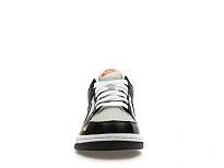 Фото № 2 с приближением к товару «‎Nike Dunk Low»