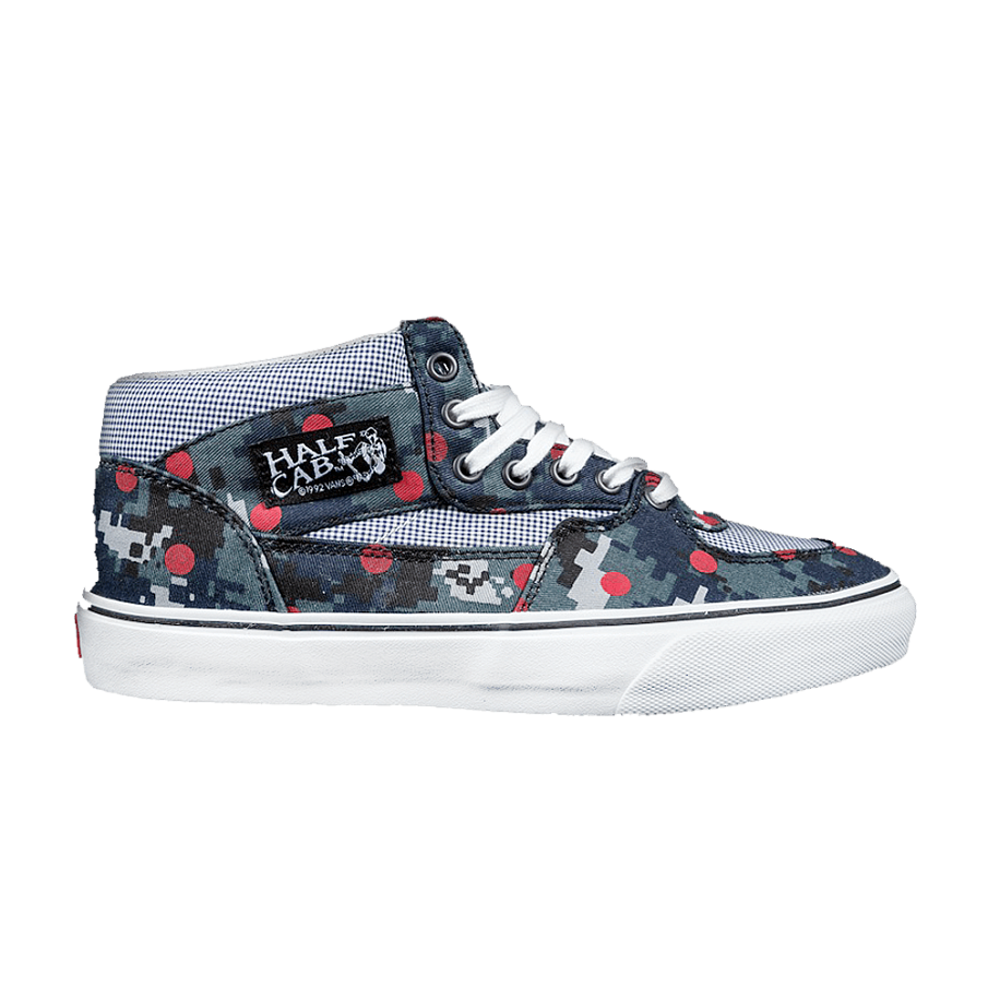 Фото № 1 с приближением к товару «‎Supreme x Comme des Garçons x Vans Half Cab Pro Digital Camo»