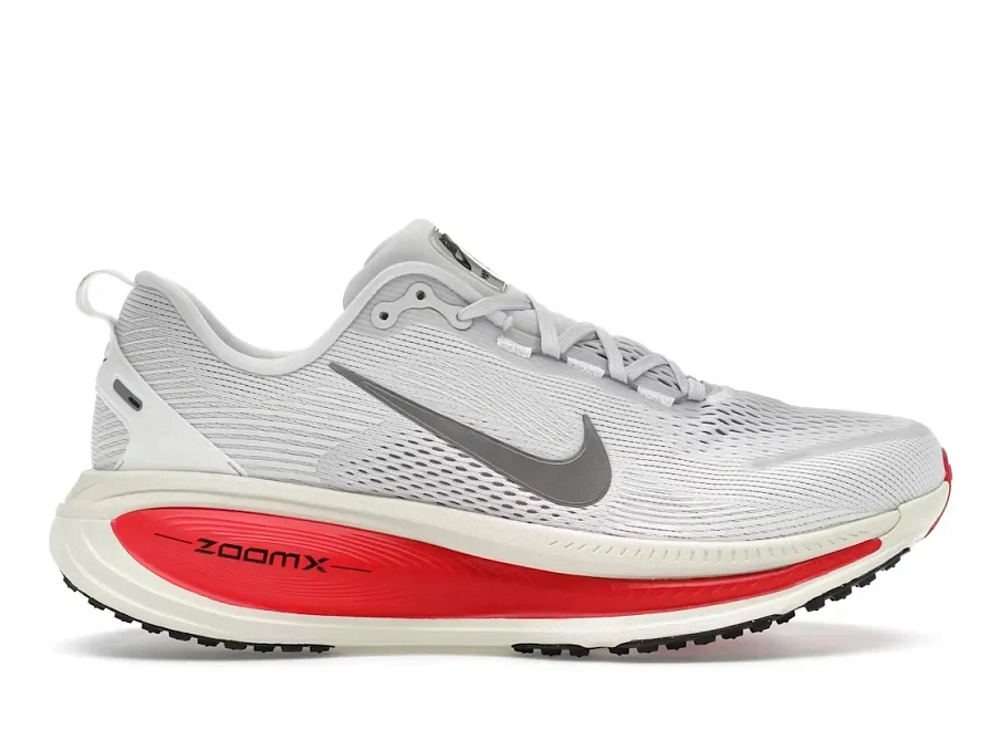 Фото № 1 с приближением к товару «‎Nike Vomero 18»