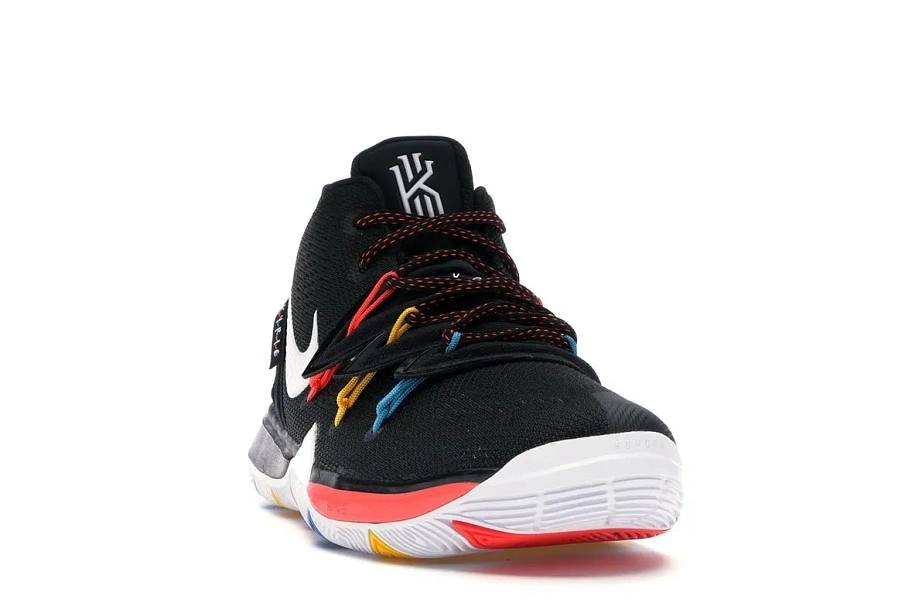 Фото № 2 с приближением к товару «‎Nike Kyrie 5 Friends »