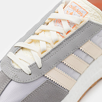Фото № 3 с приближением к товару «‎Adidas Retropy »