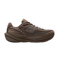 Фото № 1 с приближением к товару «‎District Vision x Women's New Balance 1080v15 Cortado Black»