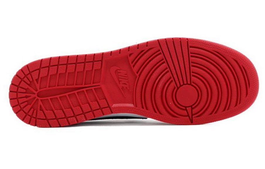 Фото № 4 с приближением к товару «‎Jordan 1 Retro Low Chicago 2016 (GS)»