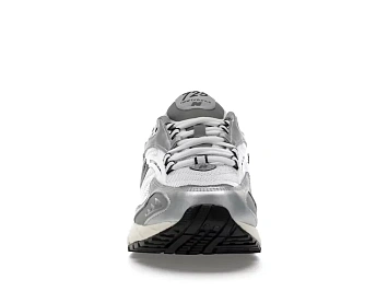 New Balance 725v1 - 2