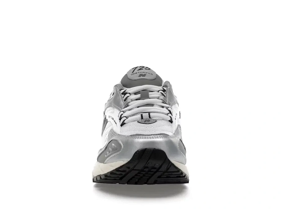 Фото № 2 с приближением к товару «‎New Balance 725v1»