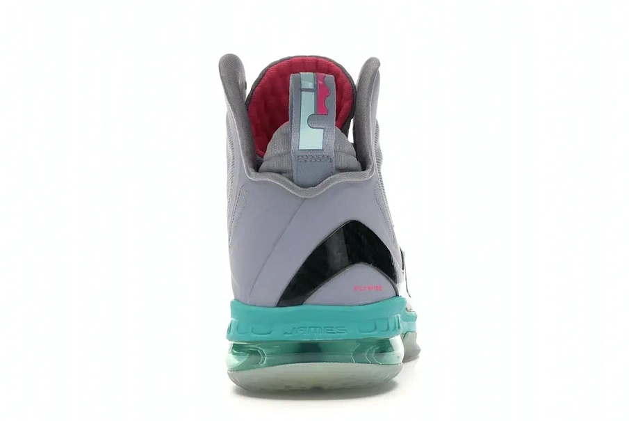 Фото № 4 с приближением к товару «‎Nike LeBron 9 PS Elite South Beach»