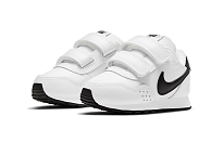 Фото № 3 с приближением к товару «‎Nike MD Valiant TD 'White Black'»