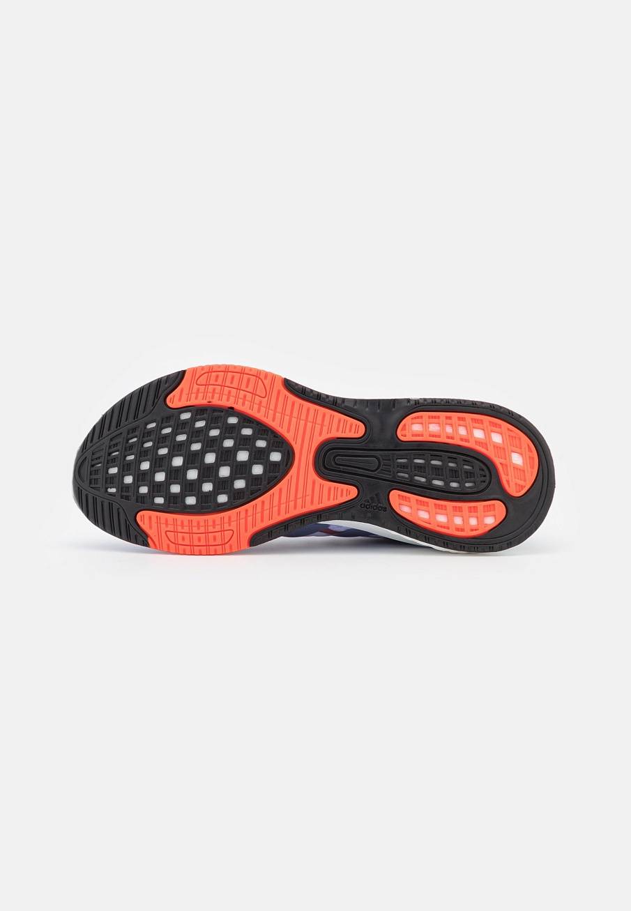 Фото № 5 с приближением к товару «‎Adidas Supernova»