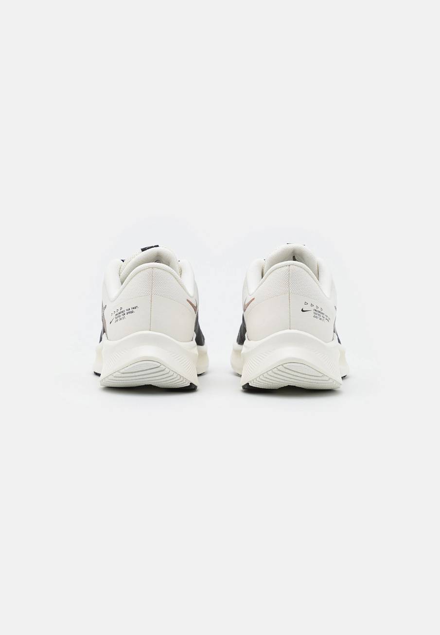 Фото № 3 с приближением к товару «‎Nike Quest 4 Prm»