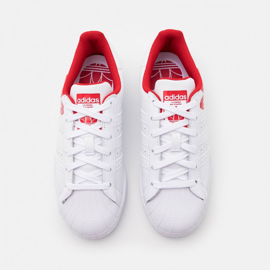 Фото № 4 с приближением к товару «‎Adidas Superstar Shoes »