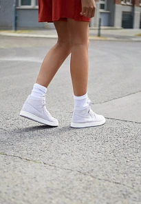 Фото № 2 с приближением к товару «‎W AIR JORDAN 1 ZOOM AIR CMFT»