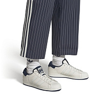Фото № 4 с приближением к товару «‎Adidas Superstar»