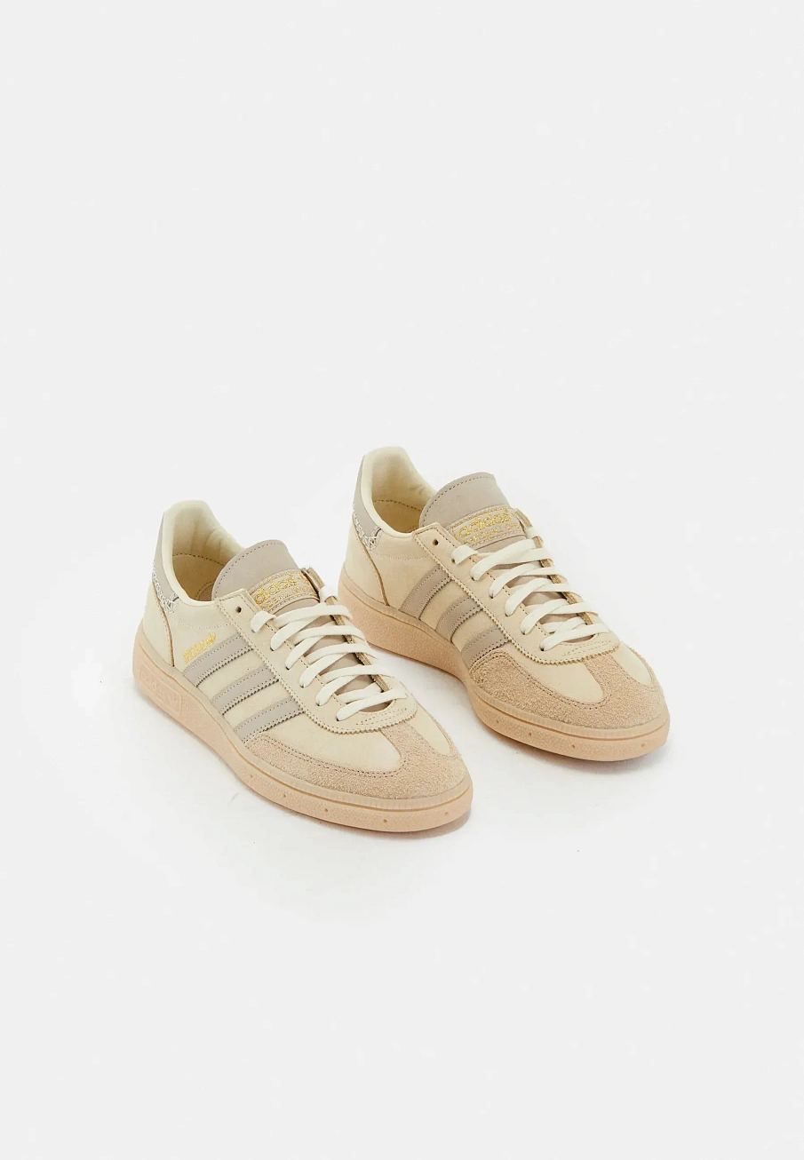 Фото № 1 с приближением к товару «‎HANDBALL SPEZIAL UNISEX»