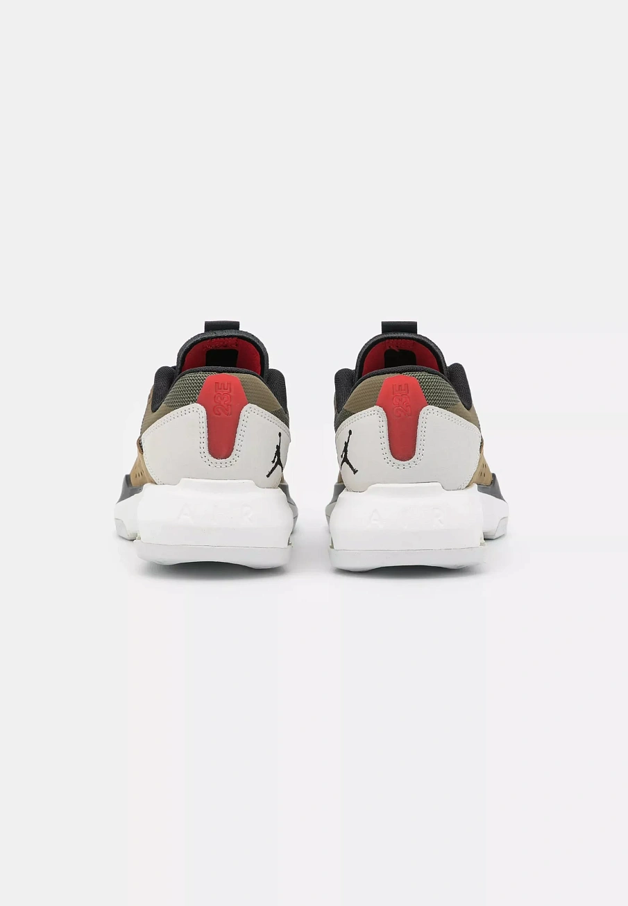 Фото № 3 с приближением к товару «‎JORDAN AIR 200»