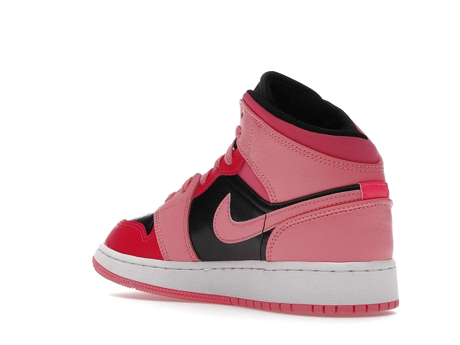 Фото № 2 с приближением к товару «‎Jordan 1 Mid Coral Chalk »