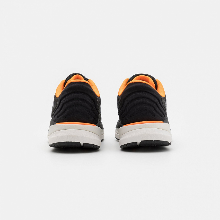 Фото № 3 с приближением к товару «‎Puma Magnify Nitro Wtr »