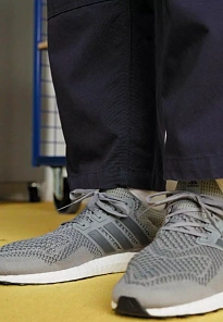 Фото № 2 с приближением к товару «‎ULTRABOOST 1.0»