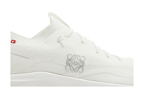 Фото № 3 с приближением к товару «‎Loewe x ON Cloudtilt All White»
