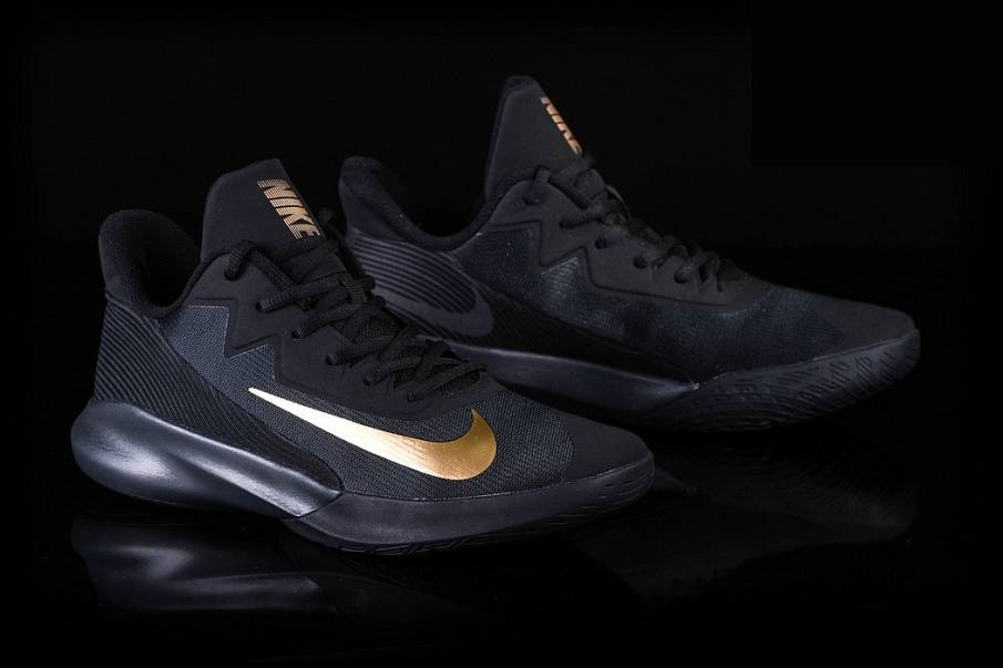 Фото № 3 с приближением к товару «‎Nike Precision IV»