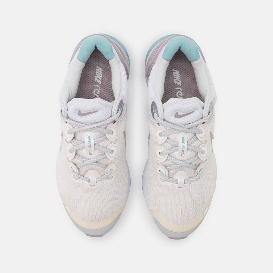 Фото № 4 с приближением к товару «‎Nike Renew 3 Prm»