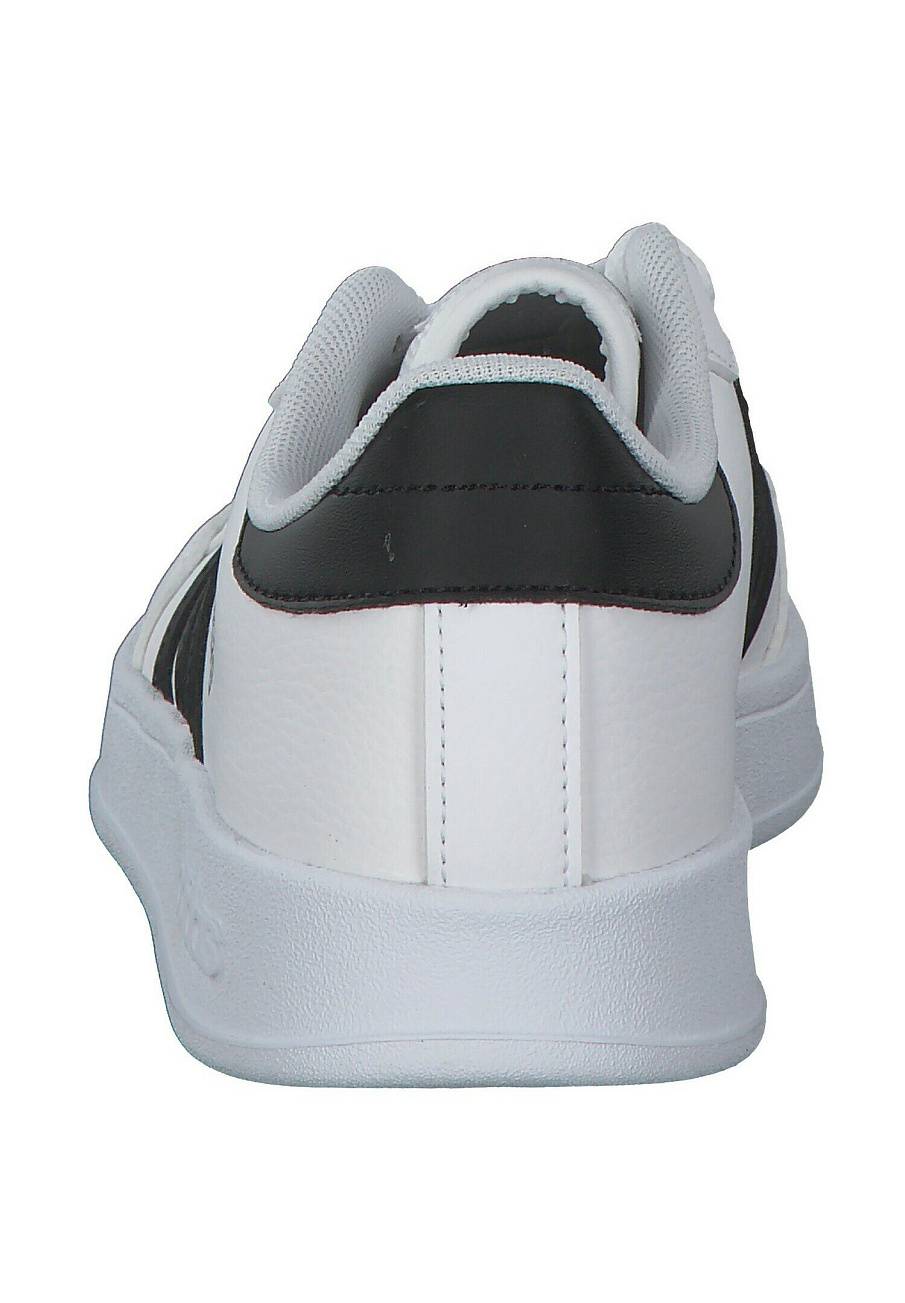 Фото № 3 с приближением к товару «‎Кроссовки Adidas SPAD111A1Q0-A11»