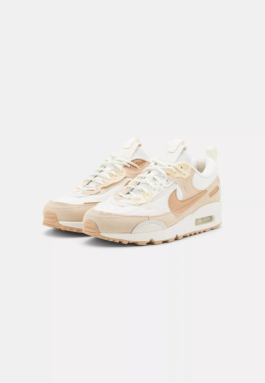 Фото № 4 с приближением к товару «‎AIR MAX 90 FUTURA MIN»