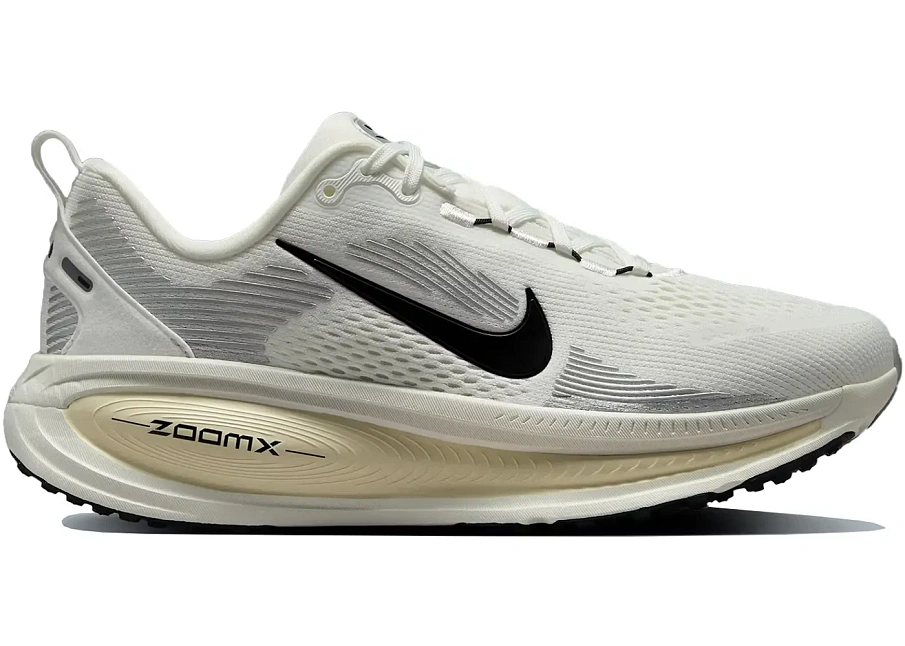 Фото № 1 с приближением к товару «‎Nike Vomero 18»