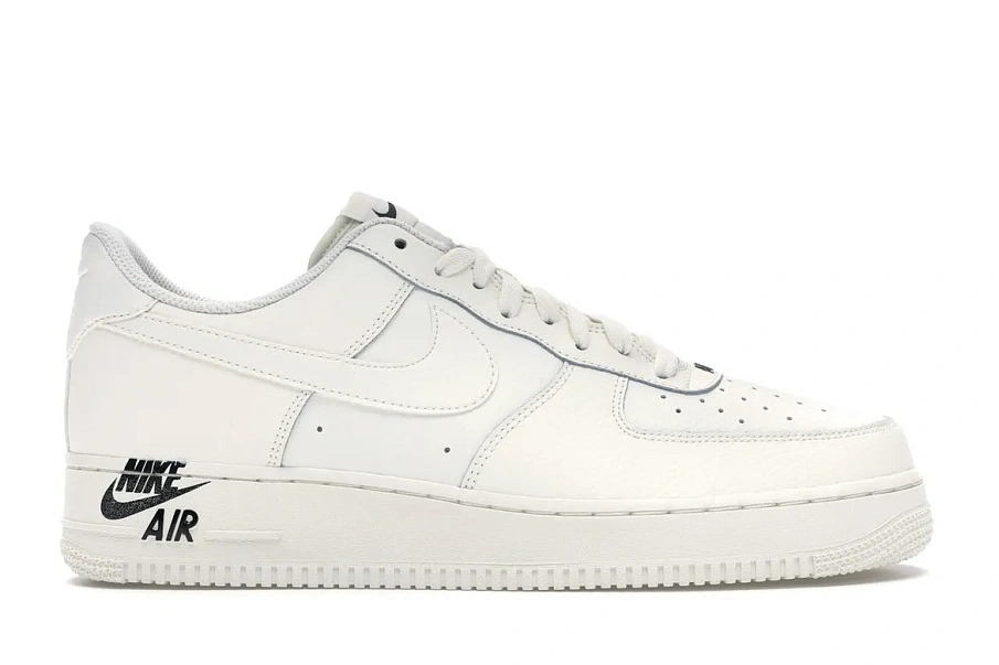 Фото № 1 с приближением к товару «‎Nike Air Force 1 Low Sail Black»