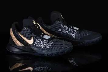 Nike Kyrie Flytrap II - 4