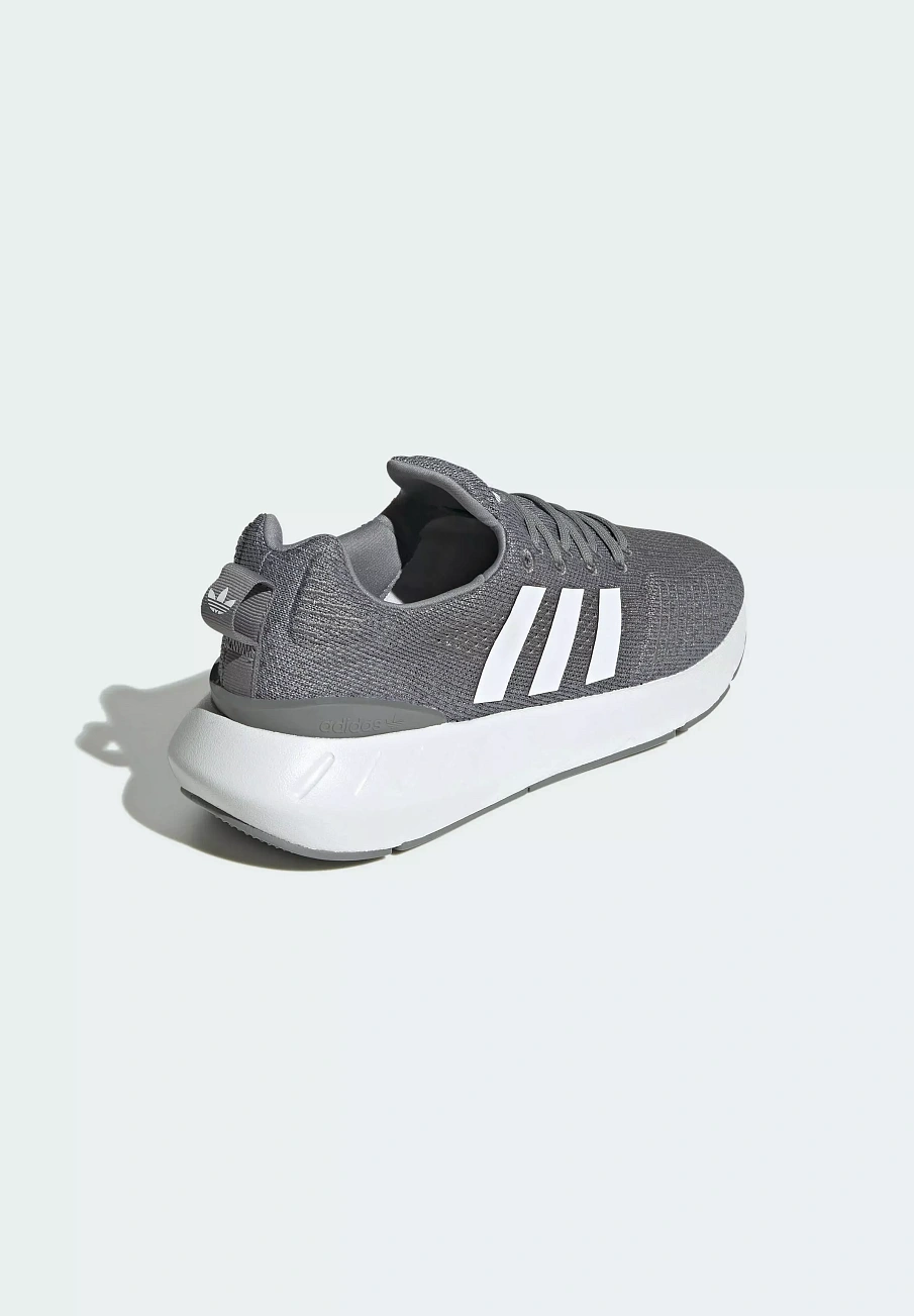 Фото № 4 с приближением к товару «‎SWIFT RUN 22 UNISEX»