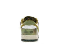 Фото № 4 с приближением к товару «‎Nike SB Dunk Low»